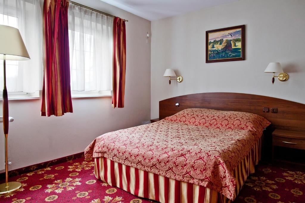 Hotel Relaks Wola Ducka Bilik gambar