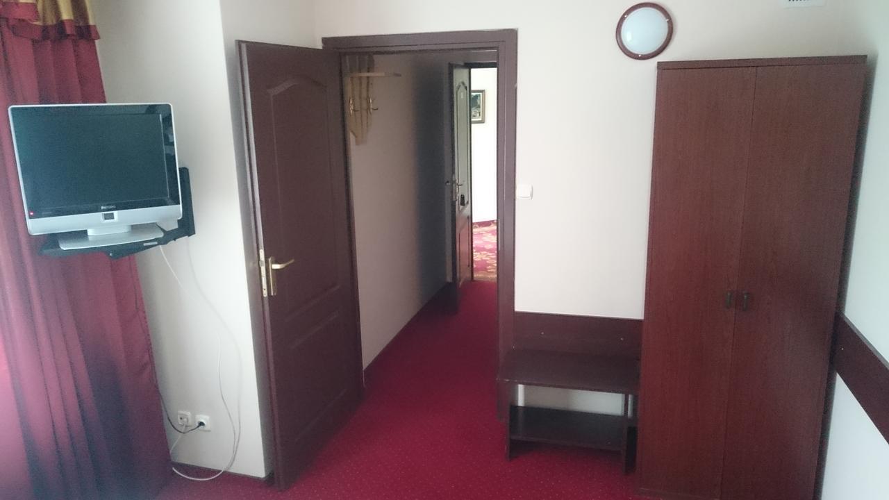 Hotel Relaks Wola Ducka Luaran gambar